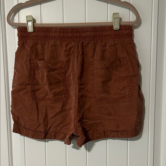 Universal Thread Rust Cargo Shorts - Picture 2 of 2